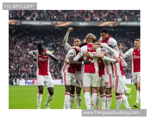 埃门与阿尔克马尔精彩对决结果揭晓球迷热议比赛亮点与表现分析