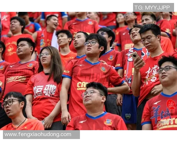 广州足球队状态变革引发热议球迷期待新篇章的崛起与挑战