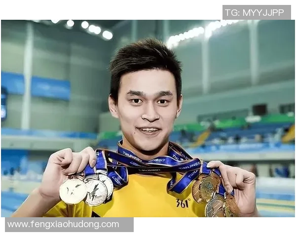 篮球明星的辉煌与挫折：从巅峰到低谷的命运交响曲